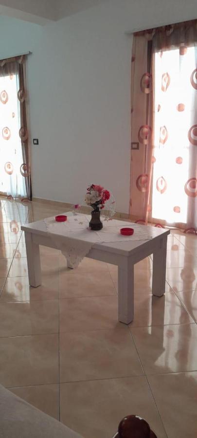 Casa Intera La Paghi Come Una Camera The Home With The Price Of A Room Durrës 외부 사진