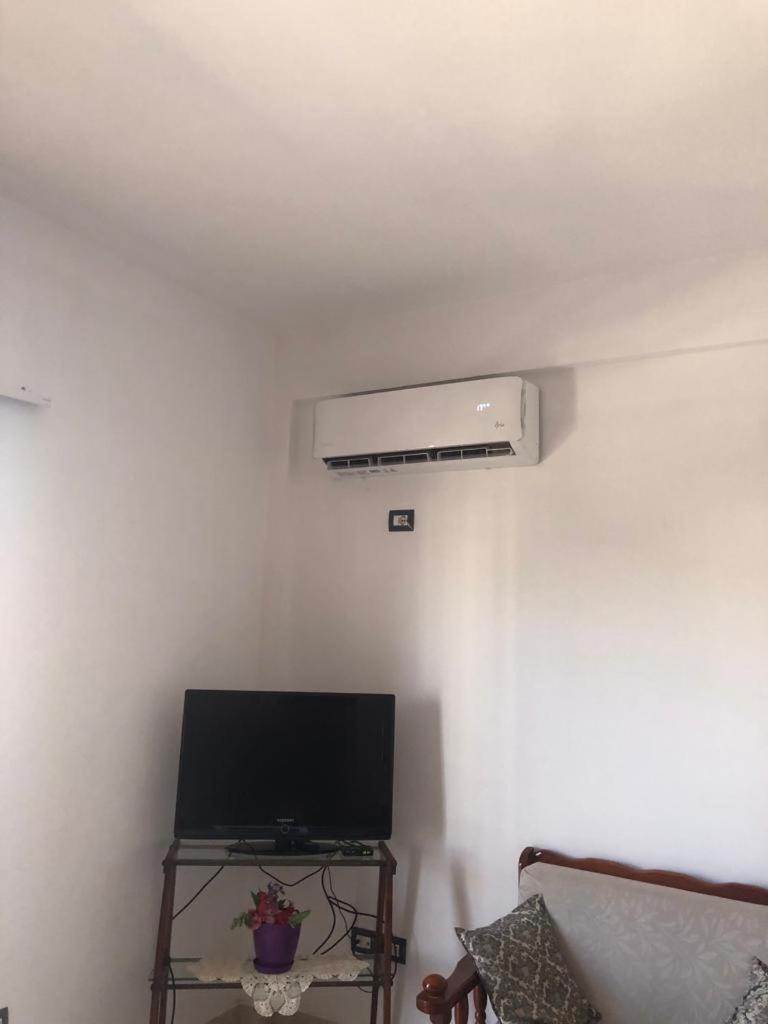 Casa Intera La Paghi Come Una Camera The Home With The Price Of A Room Durrës 외부 사진