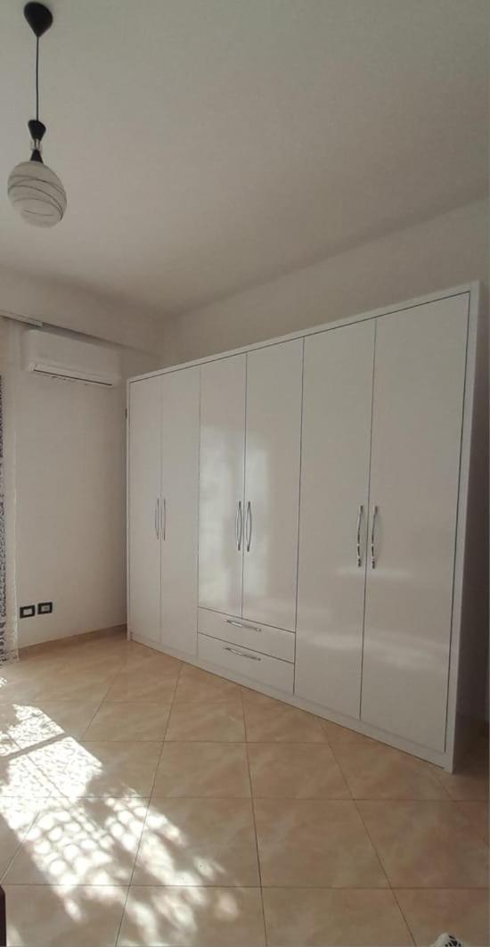 Casa Intera La Paghi Come Una Camera The Home With The Price Of A Room Durrës 외부 사진